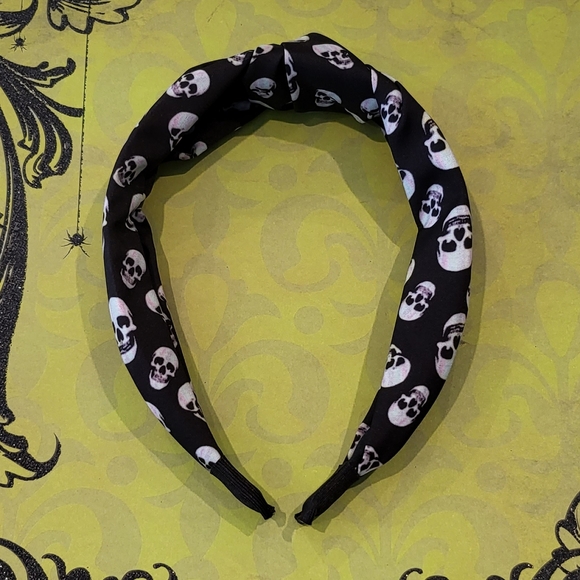 Accessories - Skulls Headband